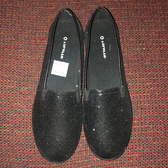 Women’s sparkle black AIRWALK slip on shoes size 6.5. new!! - Picture 3 of 6